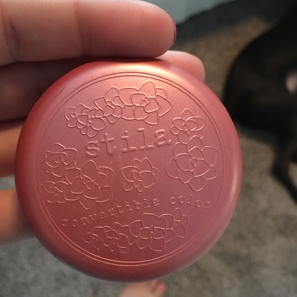 Stila lip and cheek cream